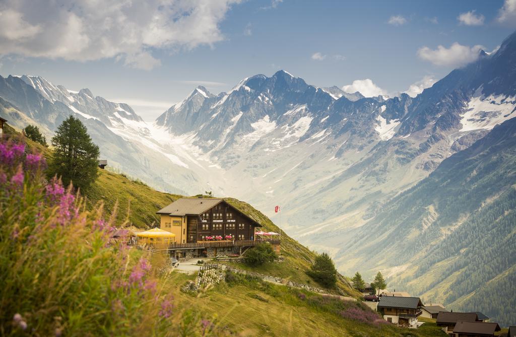 Alpenhotel Zur Wildi Lauchernalp Wiler Eksteriør billede